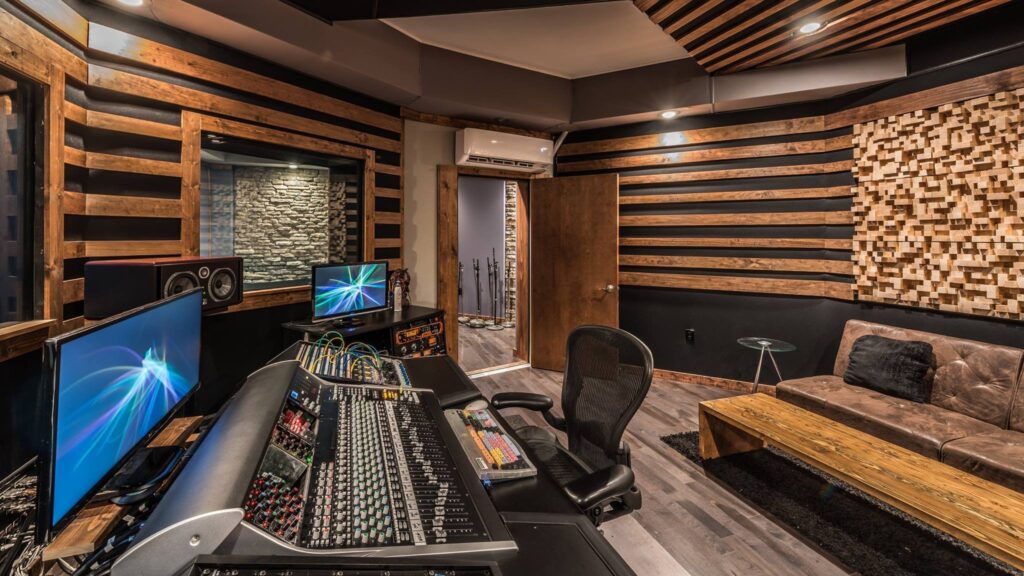 How to Maximize Your Experience in a Miami Recording Studio