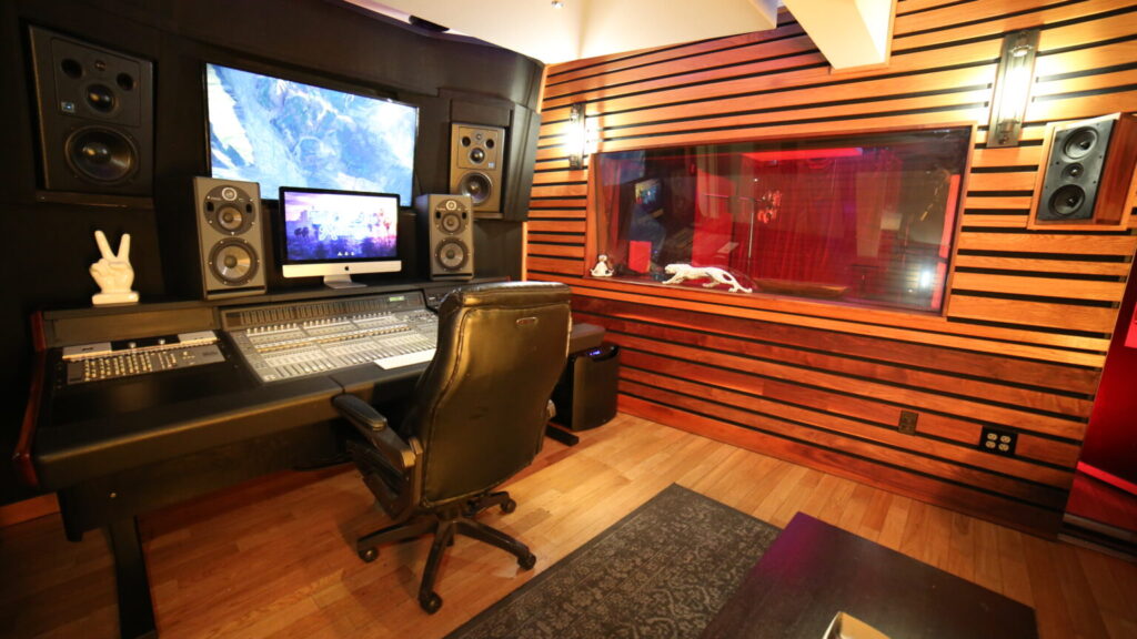 How to Maximize Your Experience in a Miami Recording Studio