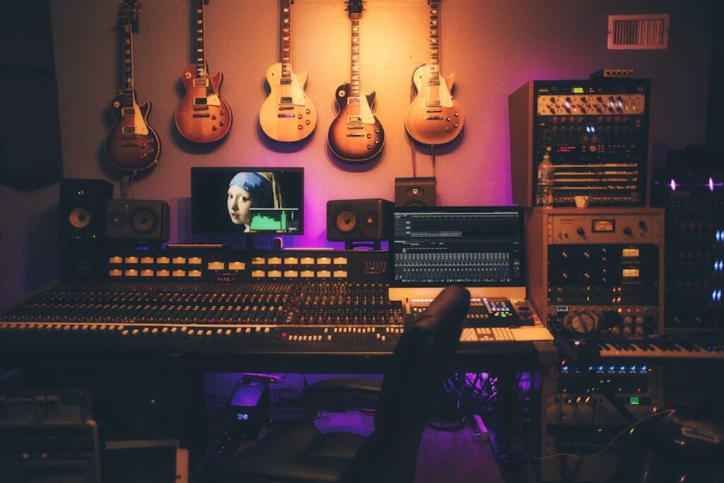 Reasons to Choose a Professional Recording Studio Over a Home Setup